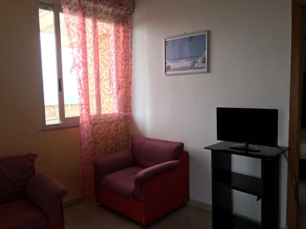 90Ss Apartament Reggio di Calabria Exterior photo