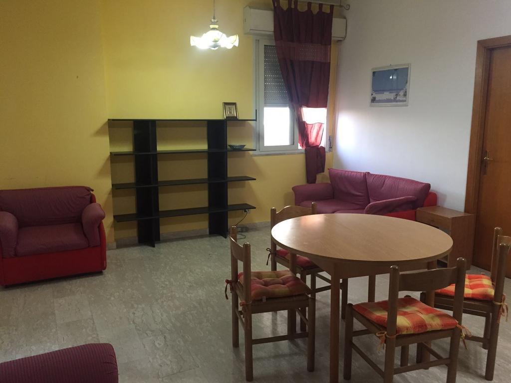 90Ss Apartament Reggio di Calabria Exterior photo